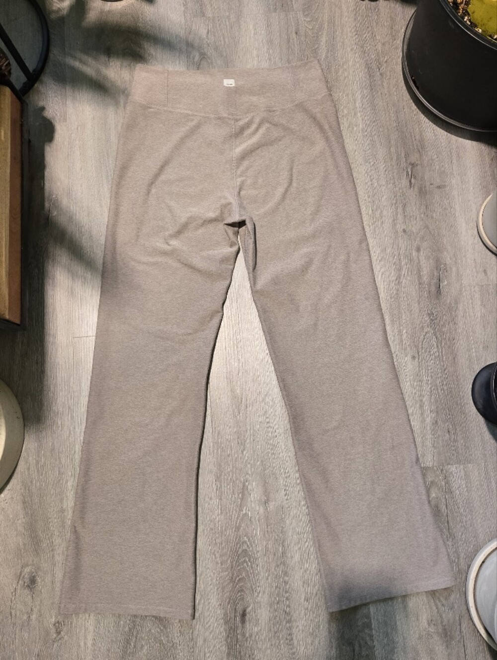 VUORI  Elevation Slim Bootcut Walnut Heather Leggings - Picture 2 of 9